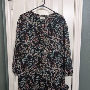 Chic Long Sleeve Floral Dress in Black